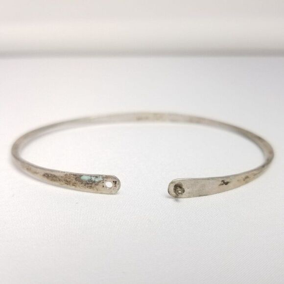 Vintage Sterling Silver Skinny Bangle Bracelet, Peg Clasp, Signed PJ, Estate - Picture 4 of 10